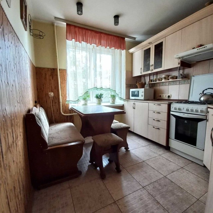 Оренда 2-кімнатної квартири по вул.Шевченка (Рясне) - фото 1