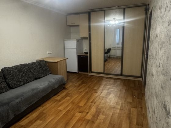 Кімната 18 кв з балконом біля метро Заводська ( Малышева) Харків