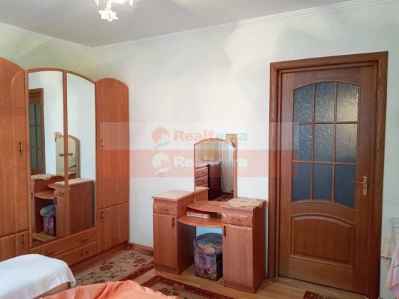 Здається одна кімната, Петра Григоренка 38, Метро Позняки Київ