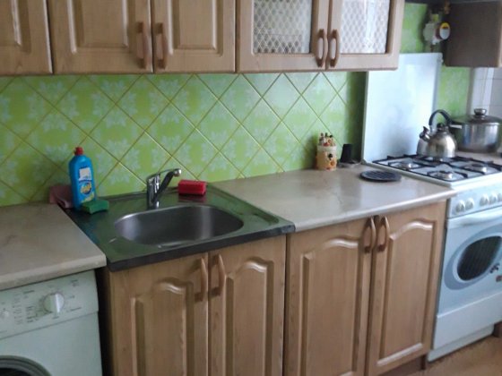 Здається    кімната   для   дівчинини.    Хазяйка. Киев