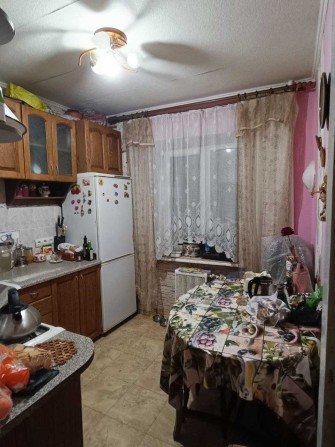 комната для девушки в Днепровском районе - фото 1