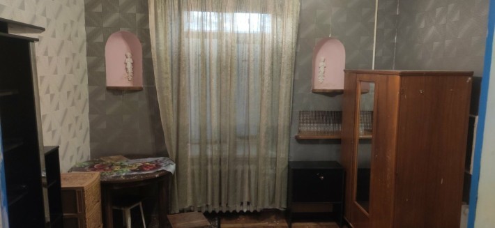 Сдам комнату в коммунальной квартире с отдельным входом в сталинском д - фото 1