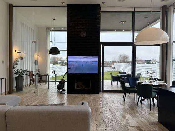 ОРЕНДА БУДИНКУ! Дизайнерський ремонт!З виходом до річки. Лісники Лесники