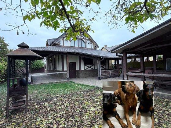 15 хвилин від Києва, на березі Десни