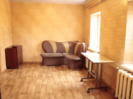 Будинок біля метро Житомірська Капітанівка