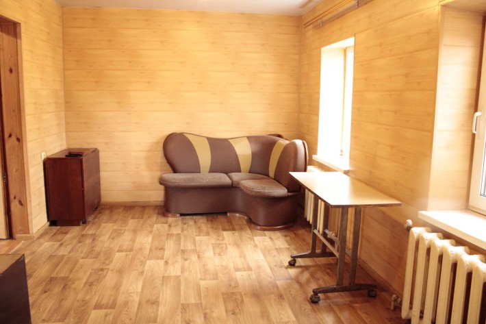 Будинок біля метро Житомірська - фото 1