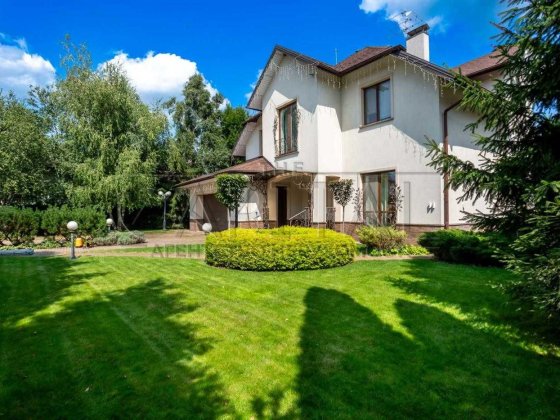 Здається в оренду будинок в Іванковичах із виходом до лісу 400м2