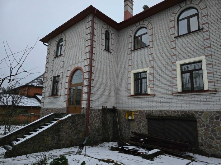 Княжичи Сдам целый этаж 120 м2 с отдельным входом - фото 1