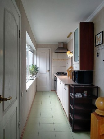 Здам половину двох поверхового будинку в с.Лютіж - фото 1