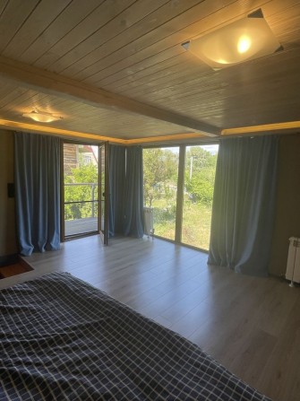 Затишний будинок біля лісу, водохранилища - фото 1