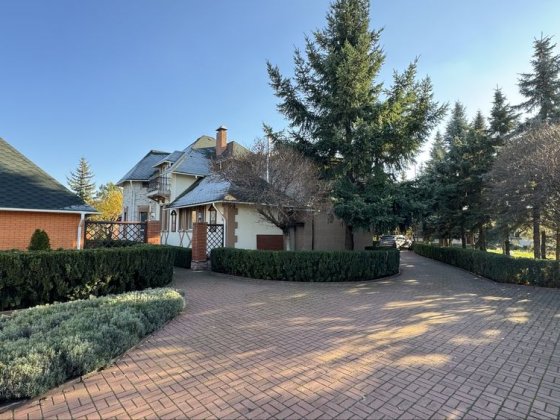 Оренда закритого комплексу та будинку с. Новосілки Вишгородського р-н Новоселки