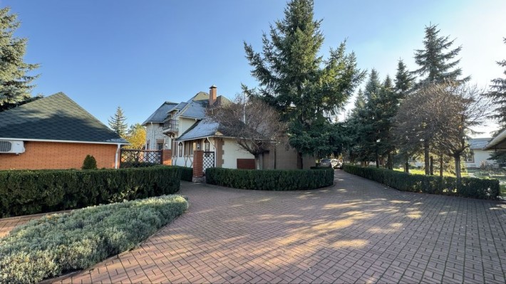 Оренда закритого комплексу та будинку с. Новосілки Вишгородського р-н - фото 1