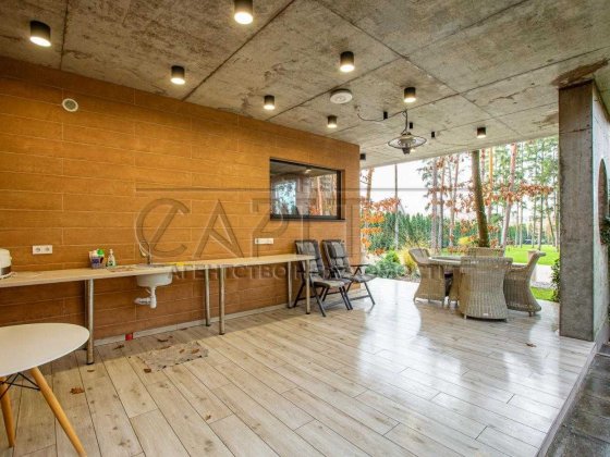 ОРЕНДА Елегантна садиба 215м2з басейном та приватним лісом у Тарасівці