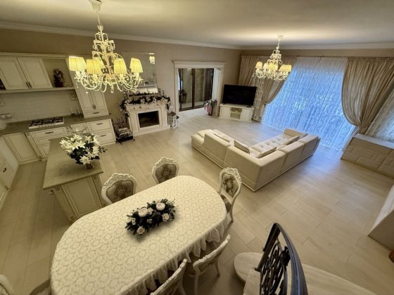 Оренда 2-х поверхового будинку в с. Баловне Баловне