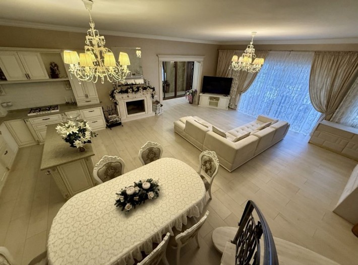 Оренда 2-х поверхового будинку в с. Баловне - фото 1