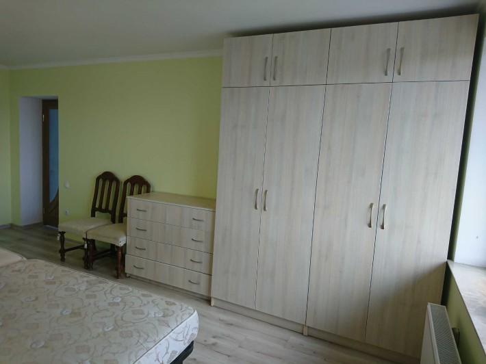 Здається 2 кімнати 20 м² і 15 м², кухня 17 м² смт. Петрики, Тернопіль. - фото 1