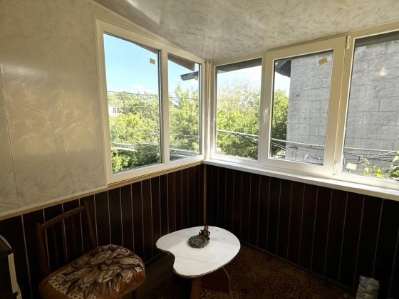 продам двухуровневую квартиру район пр.Металлургов Днепр