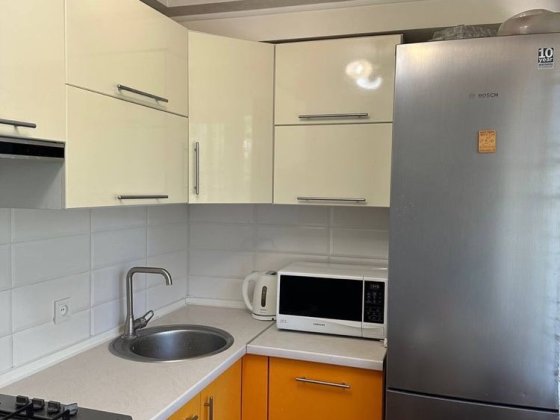 Продам 2к квартиру  Ж/М Косиора, Слобожанский Днепр