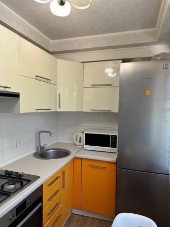 Продам 2к квартиру  Ж/М Косиора, Слобожанский - фото 1