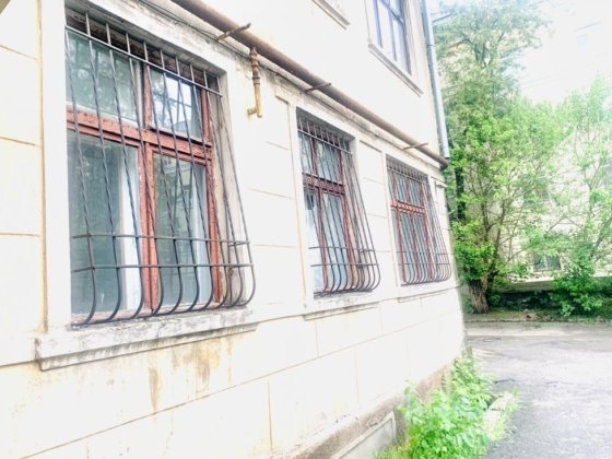 Продам 3х комнатную квартиру Петровского (Мазепы) низ Караваева вокзал Днепр