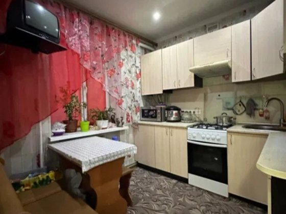 Продам двокімнатну квартиру в центрі міста. Кропивницкий