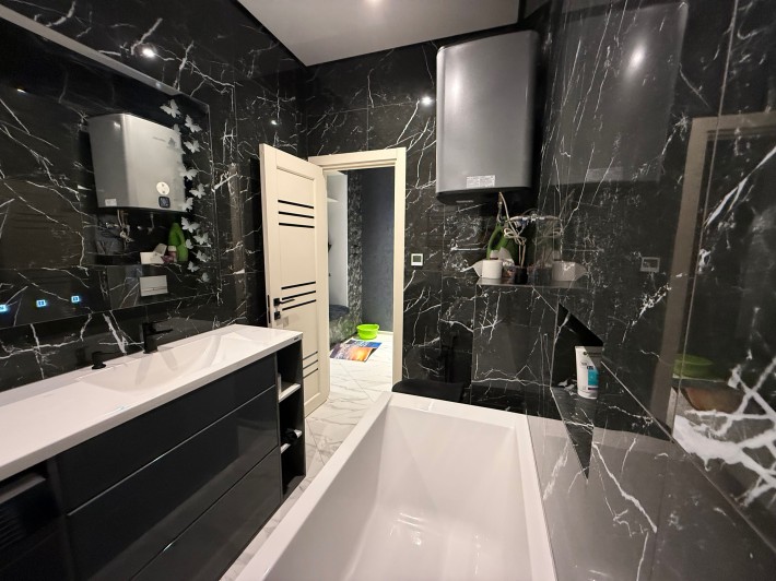 Продаж 2 кімнатної квартири ЖК Сузірья ( Новомиколаївка ) - фото 1