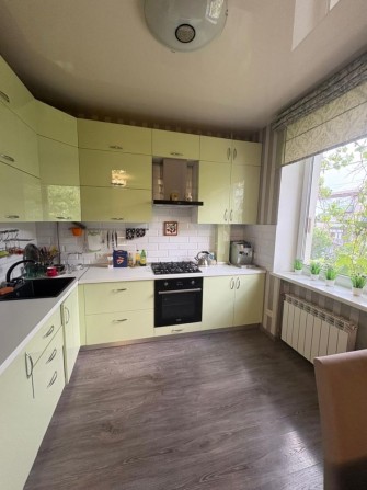 Продам квартиру в Олександрівському районі (тихий центр )вул .Гоголя - фото 1