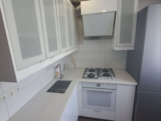 Продам власну квартиру двохкімнатну Запорожье