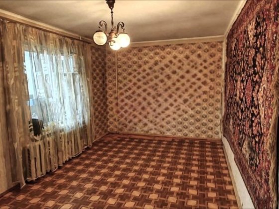 Продажа 2 комнатной квартиры на бородинском ул. Чуйкова Запорожье
