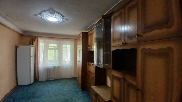 Продаю 2-х квартиру  на ЮТЗ, ул  Д.Кременя (Молодогвардейская.) - фото 1