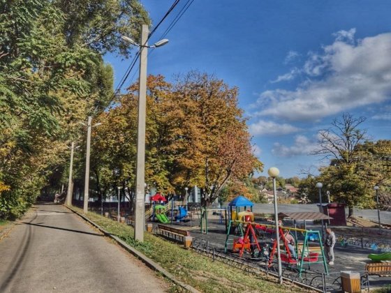 Продам 2х пр.Науки Гагарина Абхазька  ДАФІ, iq Днепр