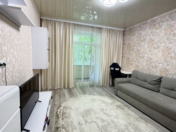 Продаж затишної повнометражної 2к кв вул Мира Запоріжжя