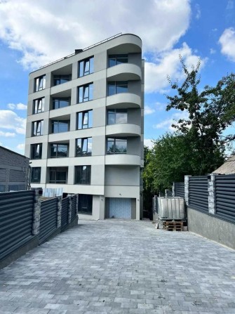 Продаж / Квартира / вул. Червона, Франківський район, Львів - фото 1