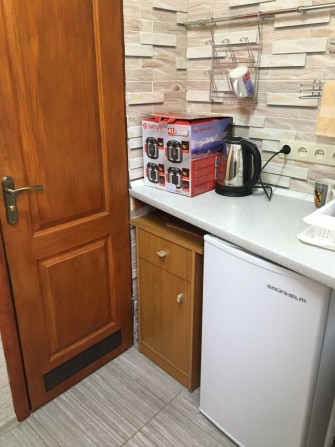 Продаю уютную 1 к/к смарт-квартиру в самом центре Николаева. Дешево. - фото 1