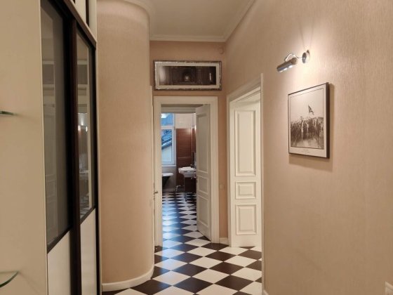 Продаж квартири на Коновальця у Львові Львів