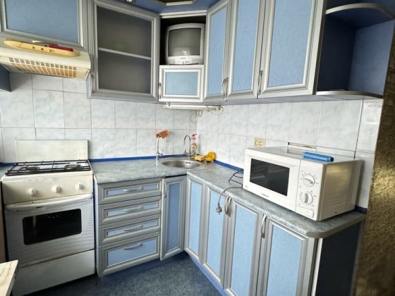Продаж 1 кім.кв по вул. Василя Сергіенко, зупинка Аптека - 13999$ Запорожье
