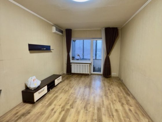 Продам 2к квартиру ул.Старокозацкая 82. Парк Глобы. Днепр