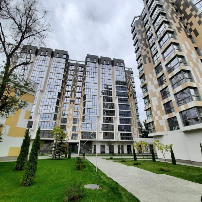 Продам квартиру ЖК Comfort City Рыбинский - фото 1