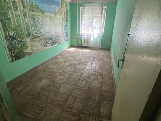 Продаж 4 кімнатноі квартири вул.Полякова Запорожье