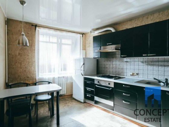 Продам 1к УЮТНУЮ квартиру на ул.Донцова 4 , парк Шевченко,Нагорка Днепр