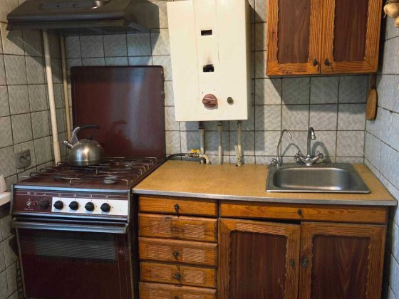 Продам двухкомнатную квартиру в центре Запорожье