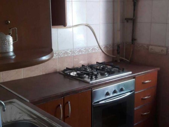 Продам 2 двух комнатную квартиру район старого ЖД Хозяин Николаев