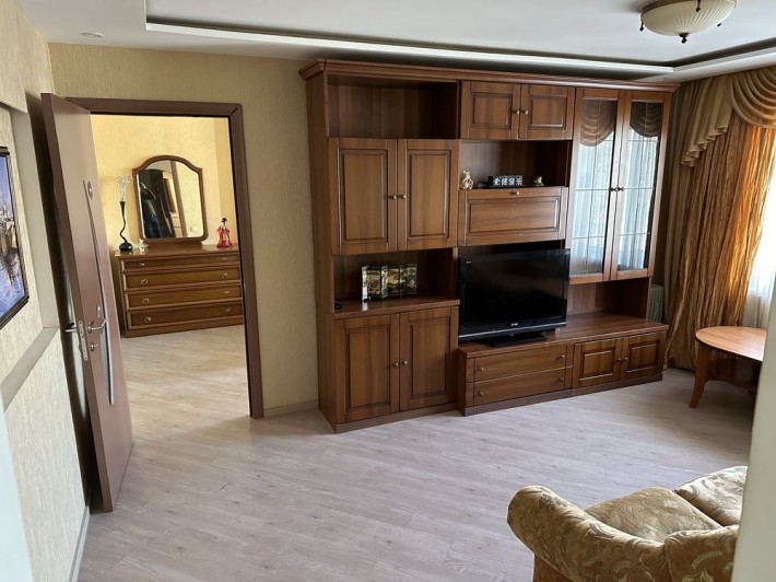 Продам 2-комнатную квартиру власник - фото 1