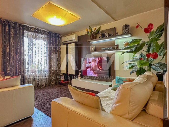 Краща пропозиція! 3-кімн. квартира з ремонтом у центрі міста! - фото 1