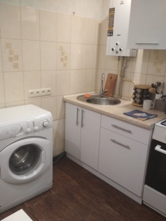 Продается однокомнатная квартира на Ютз,с мебелью и техникой - фото 1