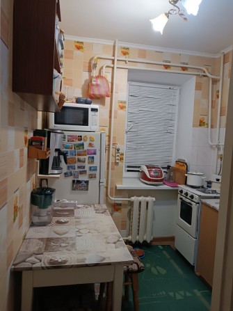 Продаю свою малогабаритну 2 кімнатну квартиру. - фото 1