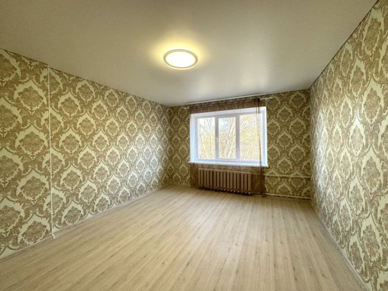 Продажа 3к в центре со своим гаражом Миколаїв