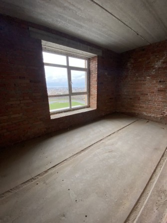 Продається 3-х кімнатна квартира в Новобудові - фото 1