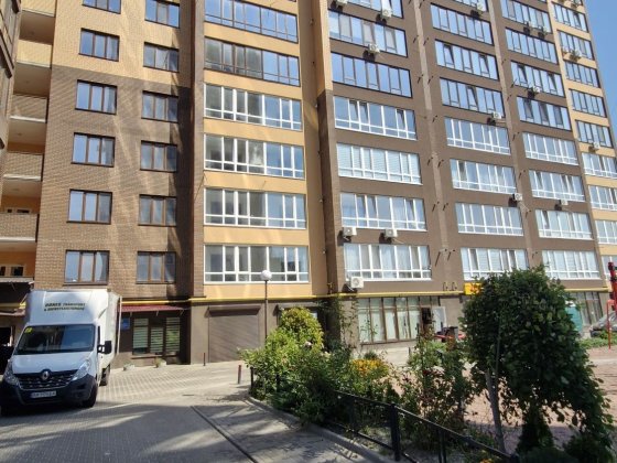 Продаж великої 2кімн квартири в зданій та заселеній новобудові Житомир