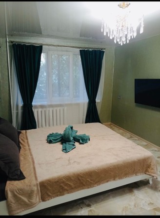 Продам квартиру в центрі на 1 поверсі  Профсоюзів з новим ремонтом. - фото 1